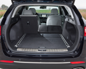 Kia Optima Sportswagon - Interior 20